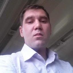  Евгений
