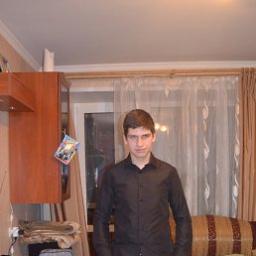 Евгений