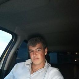  Сергей