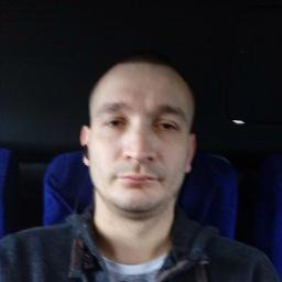  Томас