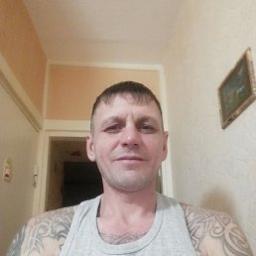  Анатолий