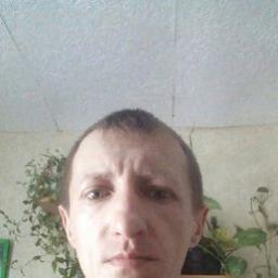  Максим