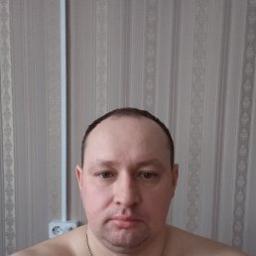  Анатолий