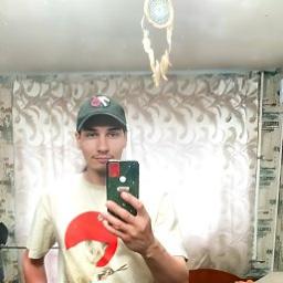  Сергей