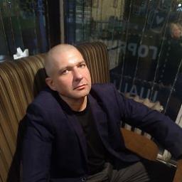  Денис