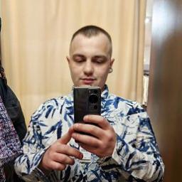  Роман