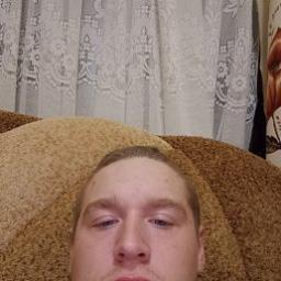  Роман