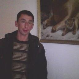  Олег