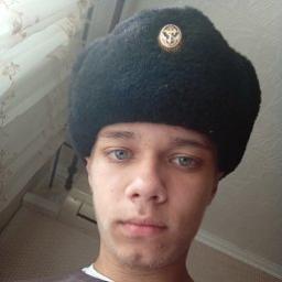  Данил