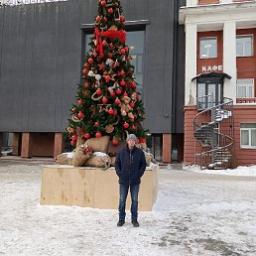  Сергей
