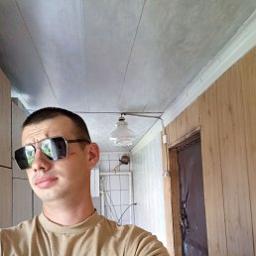  Женя