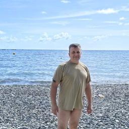 Анатолий