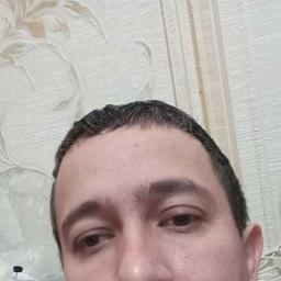  Роберт