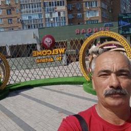  Рустэм