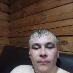  Женя
