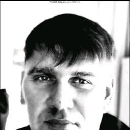  Nikolai