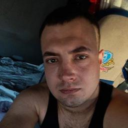  Денис
