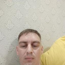  Максим