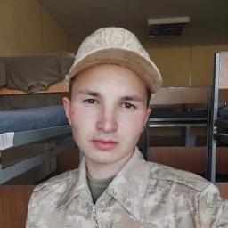  Сергей