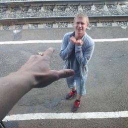  Женя