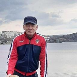  Сергей