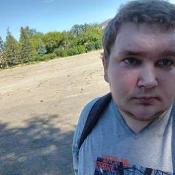  Артём