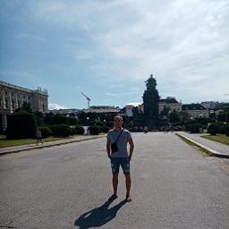  Андрей