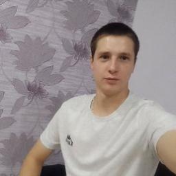  Viktor Manaev