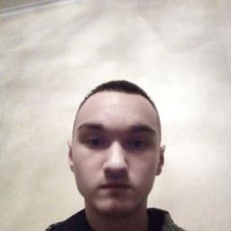  Денис