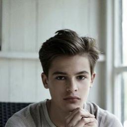  Alexandr