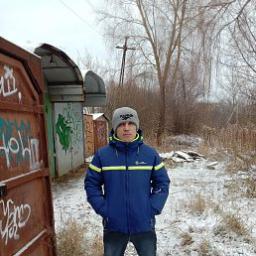  Женя