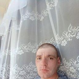  Максим