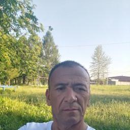  Бахром