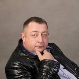  Евгений