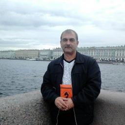  Анатолий