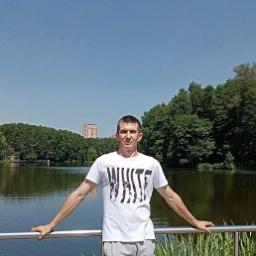  Виталий