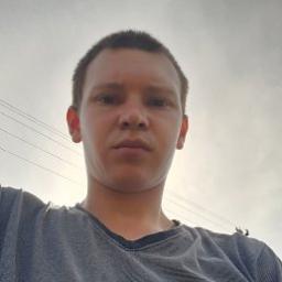  Андрей