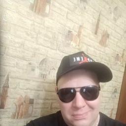  Максим