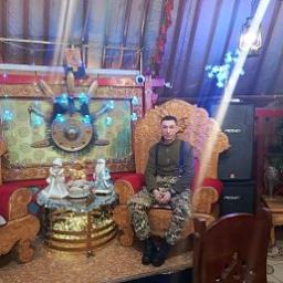  Олег