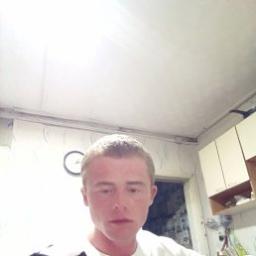  Денис