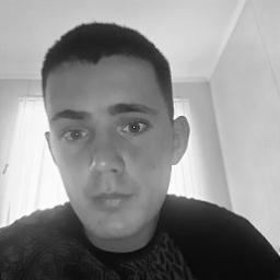  Андрей