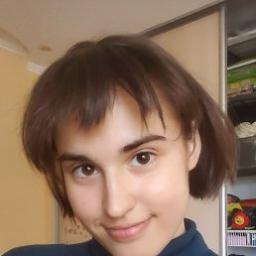  Coco Gabrielova