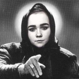  Полина