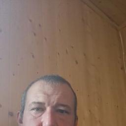  Артем