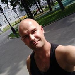  Роман