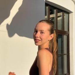  Ангелина