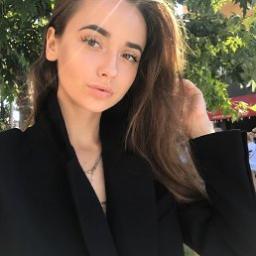  Eva