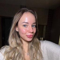  Настя