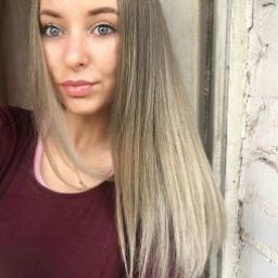  Полина