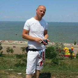  Антон